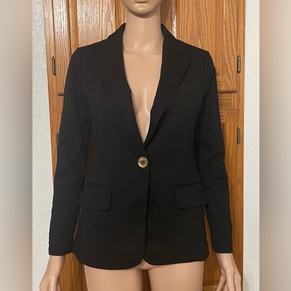 Michael Kors
Women's Knit One-Button Blazer - Picture 2 of 4